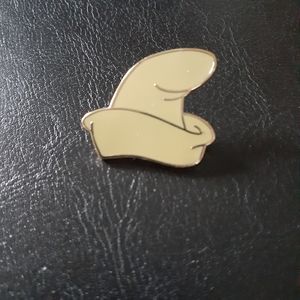 Disney's Dumbo Hatbox Pin-Cast Exclusive-2002